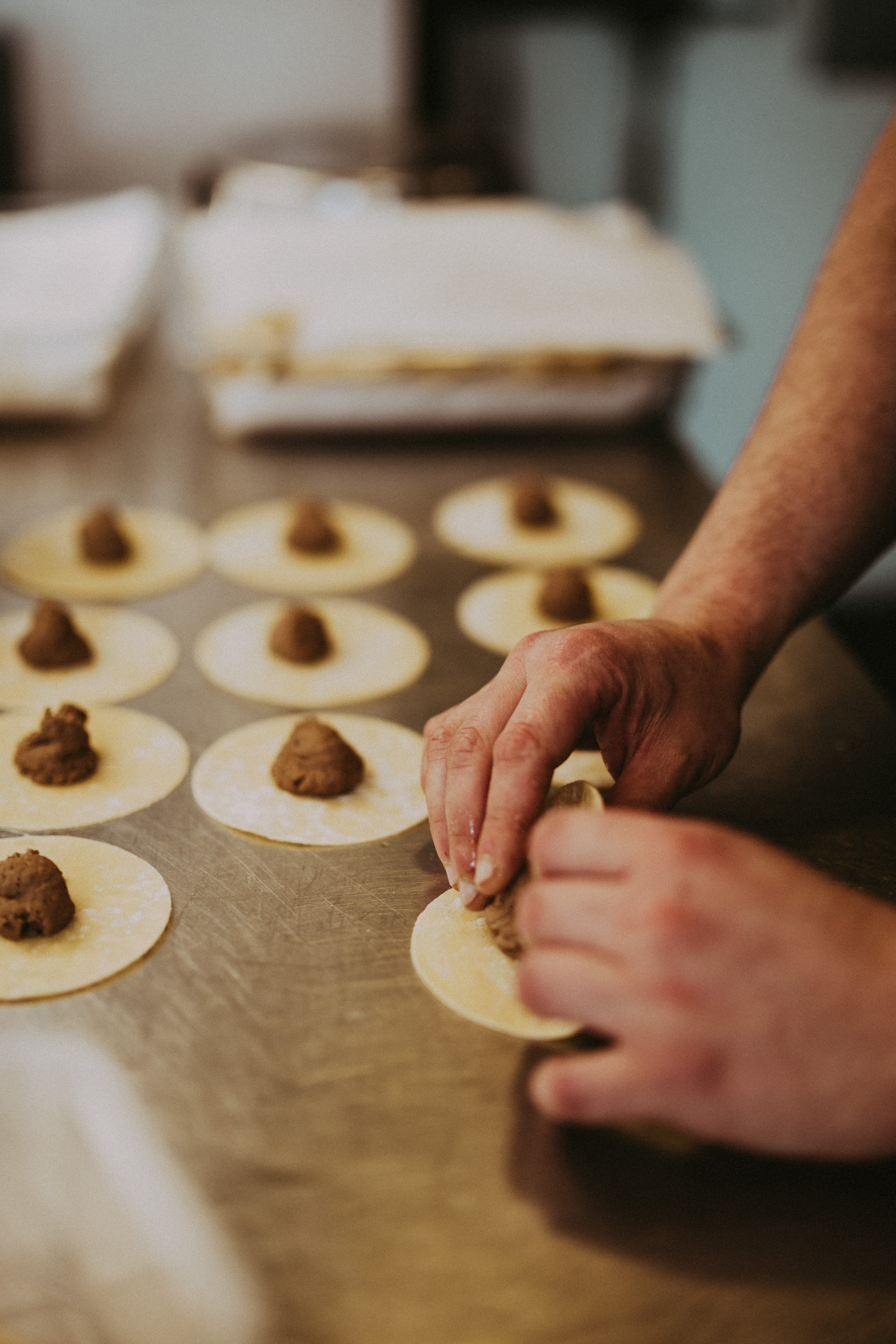 Lil Ragú dining ambiance